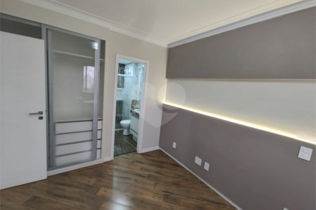 Apartamento à venda com 3 quartos, sendo 1 suíte,  no Centro, São Caetano do Sul, SP