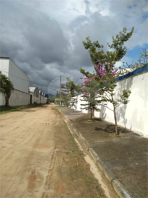 Casa à venda com 5 quartos, sendo 4 suítes,  em Mato Dentro, Ubatuba, SP