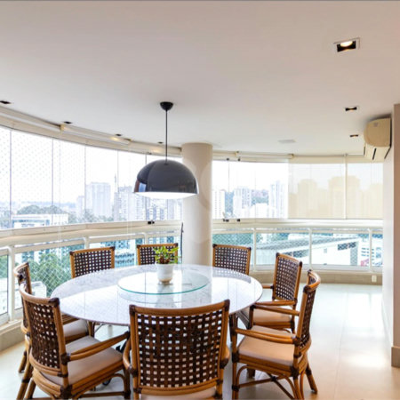 Apartamento para alugar com 4 suítes em Vila Andrade, São Paulo, SP