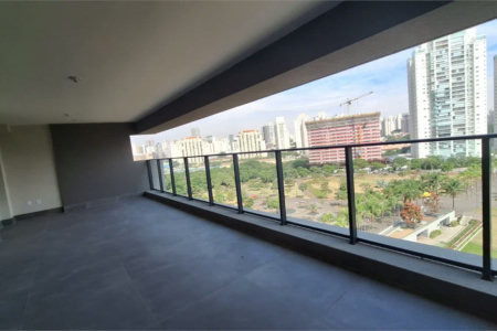 Apartamento à venda com 4 quartos, sendo 3 suítes, em Água Branca, São Paulo, SP