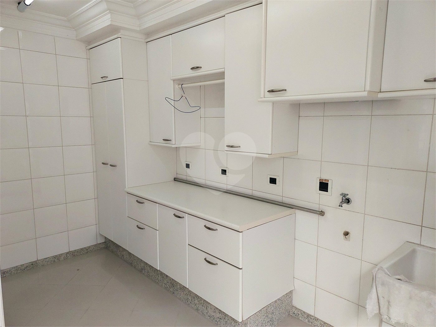 Casa à venda com 3 suítes no condomínio Chácara Francesa, São Paulo - SP