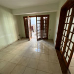 Casa à venda com 3 quartos, sendo 1 suíte, em Vila Vianelo, Jundiaí, SP