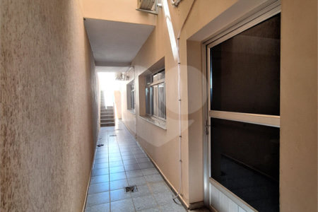 Casa à venda ou para alugar com 4 quartos, sendo 2 suítes,  em Santa Rosa, Vinhedo, SP