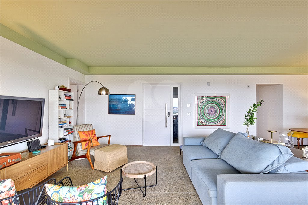 Apartamento à venda com 3 suítes em Jardim Marajoara, São Paulo, SP