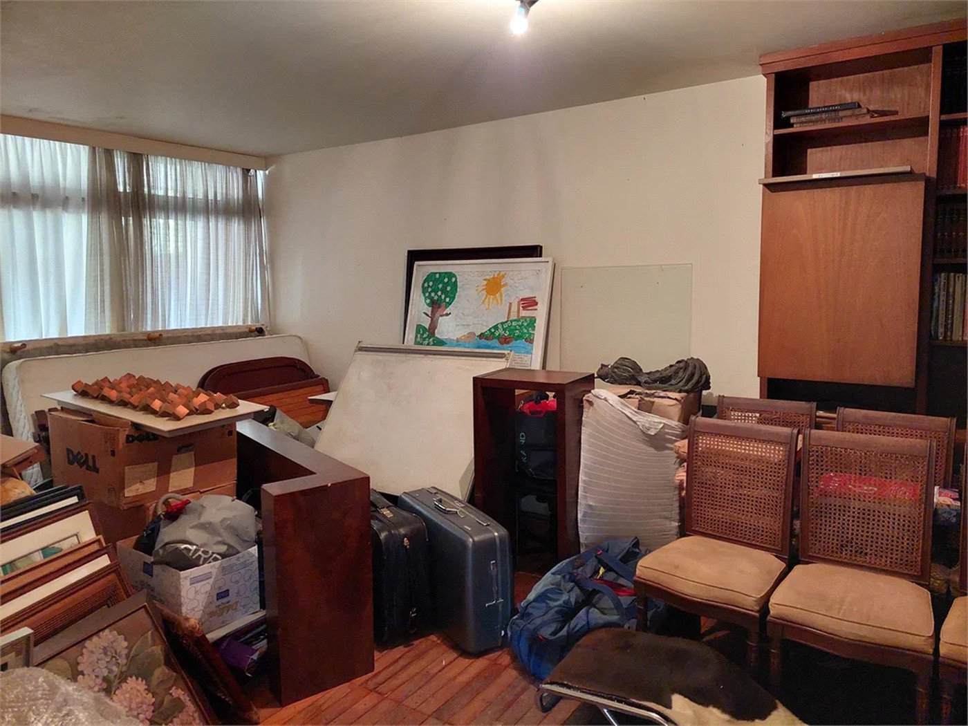 Casa à venda com 3 suítes em Jardim Leonor, São Paulo, SP
