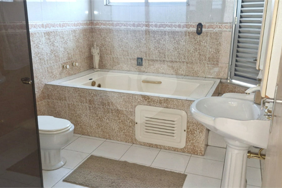 Sobrado à venda com 2 quartos, sendo 1 suíte,  em Vila Guilherme, São Paulo, SP