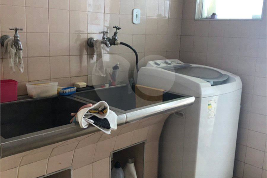 Sobrado à venda com 5 quartos, sendo 1 suíte,  em Jardim São Bento, São Paulo, SP