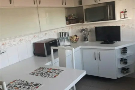 Sobrado à venda com 3 quartos, sendo 1 suíte, em Jardim das Vertentes, São Paulo, SP