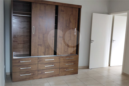 Casa Térrea à venda com 3 quartos, sendo 2 suítes, em Jardim Jaraguá, Atibaia, SP