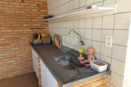 Sobrado à venda com 5 quartos, sendo 4 suítes, em Santa Rosa, Vinhedo, SP