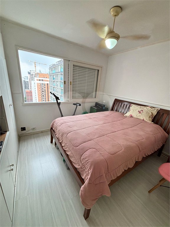 Apartamento à venda com 3 quartos, sendo 1 suíte,  em Indianópolis, São Paulo, SP