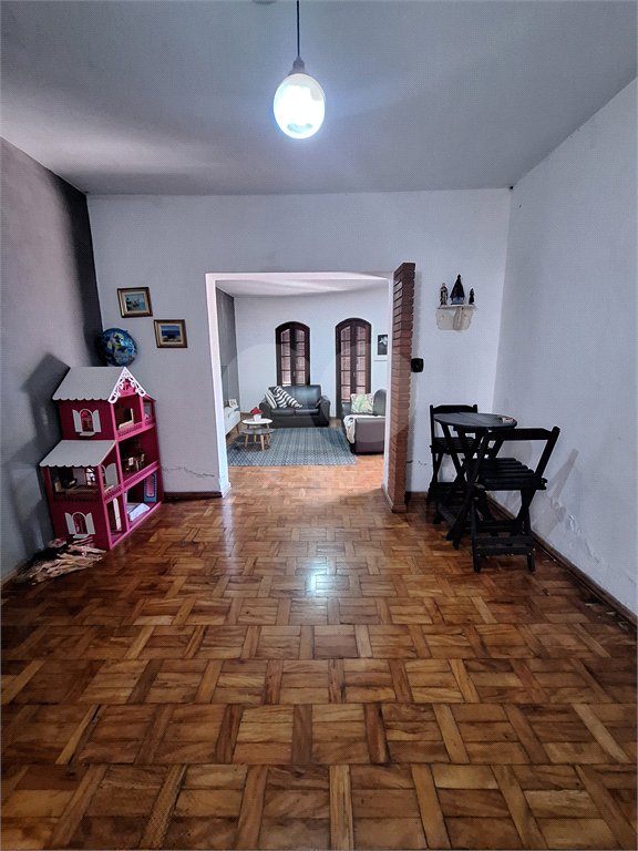 Casa à venda com 3 quartos, sendo 1 suíte, em Jardim Marisa, São Paulo, SP