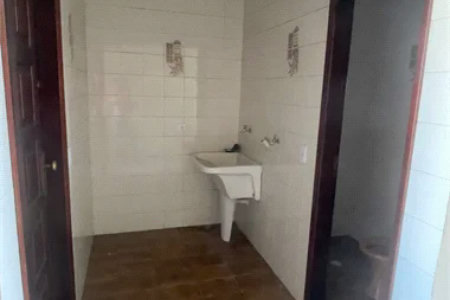 Sobrado à venda com 4 quartos, sendo 1 suíte, em Jardim Ester Yolanda, São Paulo, SP