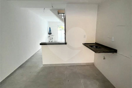 Casa à venda com 2 quartos em Campo Grande, Rio de Janeiro, RJ