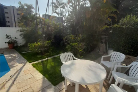 Casa para alugar com 3 quartos, sendo 1 suíte,  em Vila Sônia, São Paulo, SP