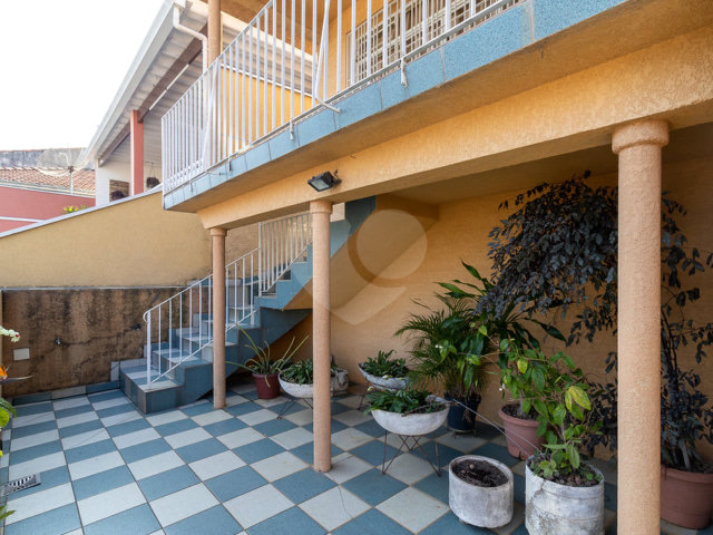 Sobrado à venda com 3 quartos em Jardim Santa Mônica, São Paulo, SP