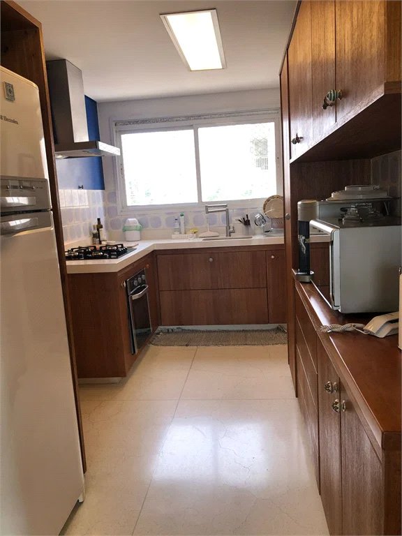 Apartamento à venda com 3 suítes em Lapa, São Paulo, SP