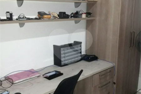 Casa à venda com 3 quartos, sendo 1 suíte, no condomínio Village Jardim Versailles, Jundiaí - SP