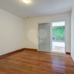 Casa para alugar com 5 quartos, sendo 3 suítes, no condomínio Chácara Flora, São Paulo - SP