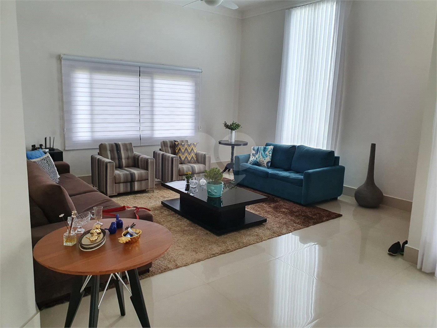 Casa à venda com 3 suítes no condomínio Village Ipanema 1, Araçoiaba da Serra - SP