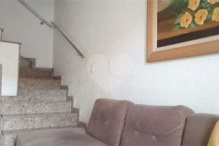 Casa à venda com 2 quartos no condomínio Colina de Goiás, São Paulo - SP