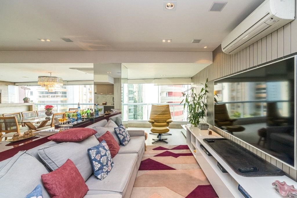 Apartamento à venda com 3 suítes em Perdizes, São Paulo, SP