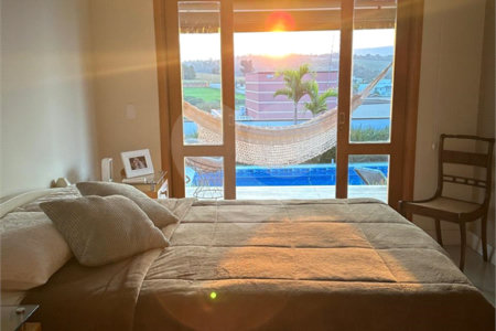 Casa à venda com 5 suítes no condomínio Village Ipanema 1, Araçoiaba da Serra - SP