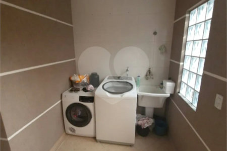 Sobrado à venda com 3 quartos, sendo 2 suítes,  em Rudge Ramos, São Bernardo do Campo, SP