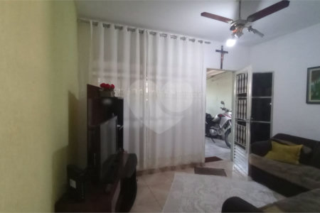 Casa à venda com 3 quartos em Parque Industrial, Itu, SP
