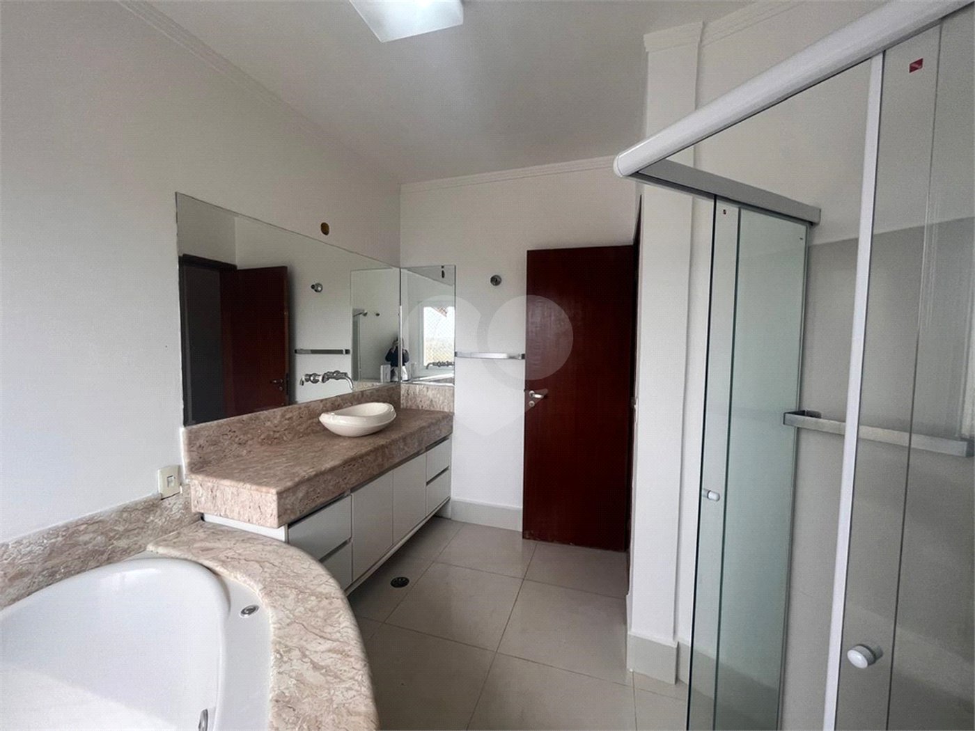 Sobrado à venda com 3 quartos, sendo 1 suíte, em Cidade Parquelandia, Mogi das Cruzes, SP