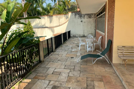 Casa à venda com 4 quartos, sendo 2 suítes, em Vila São Francisco, São Paulo, SP