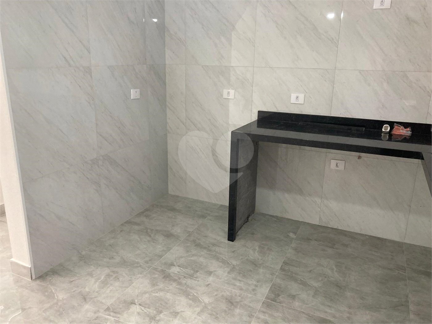 Sobrado à venda com 3 quartos, sendo 1 suíte,  em Jardim Alzira, São Paulo, SP