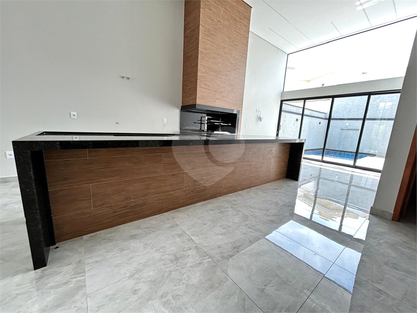 Casa à venda com 3 quartos, sendo 2 suítes, no condomínio Ibiti Reserva, Sorocaba - SP