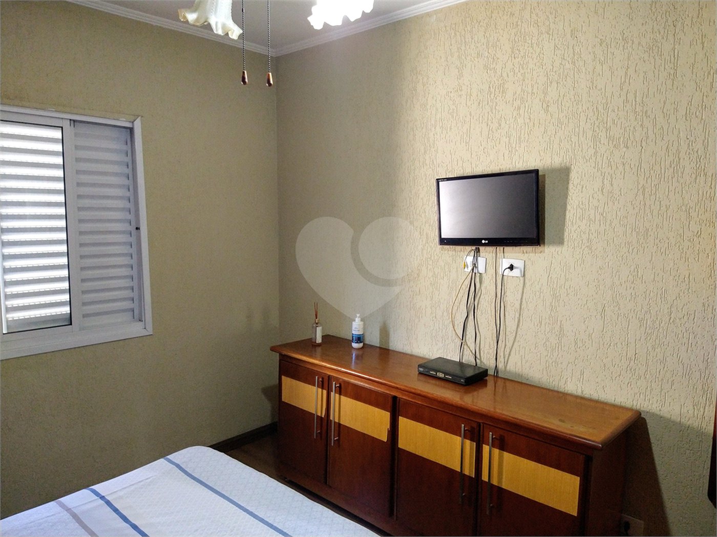 Casa à venda com 3 quartos, sendo 1 suíte, em Jardim Franca, São Paulo, SP