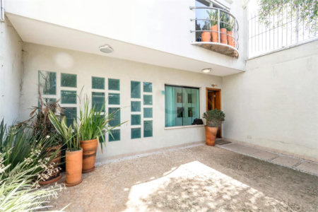 Casa de Vila à venda com 3 quartos, sendo 1 suíte, em Campo Belo, São Paulo, SP
