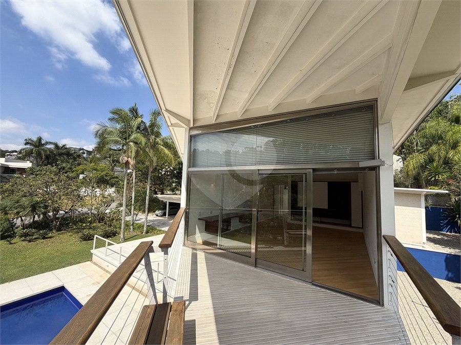 Casa à venda com 4 suítes em Residencial Tamboré, Barueri, SP