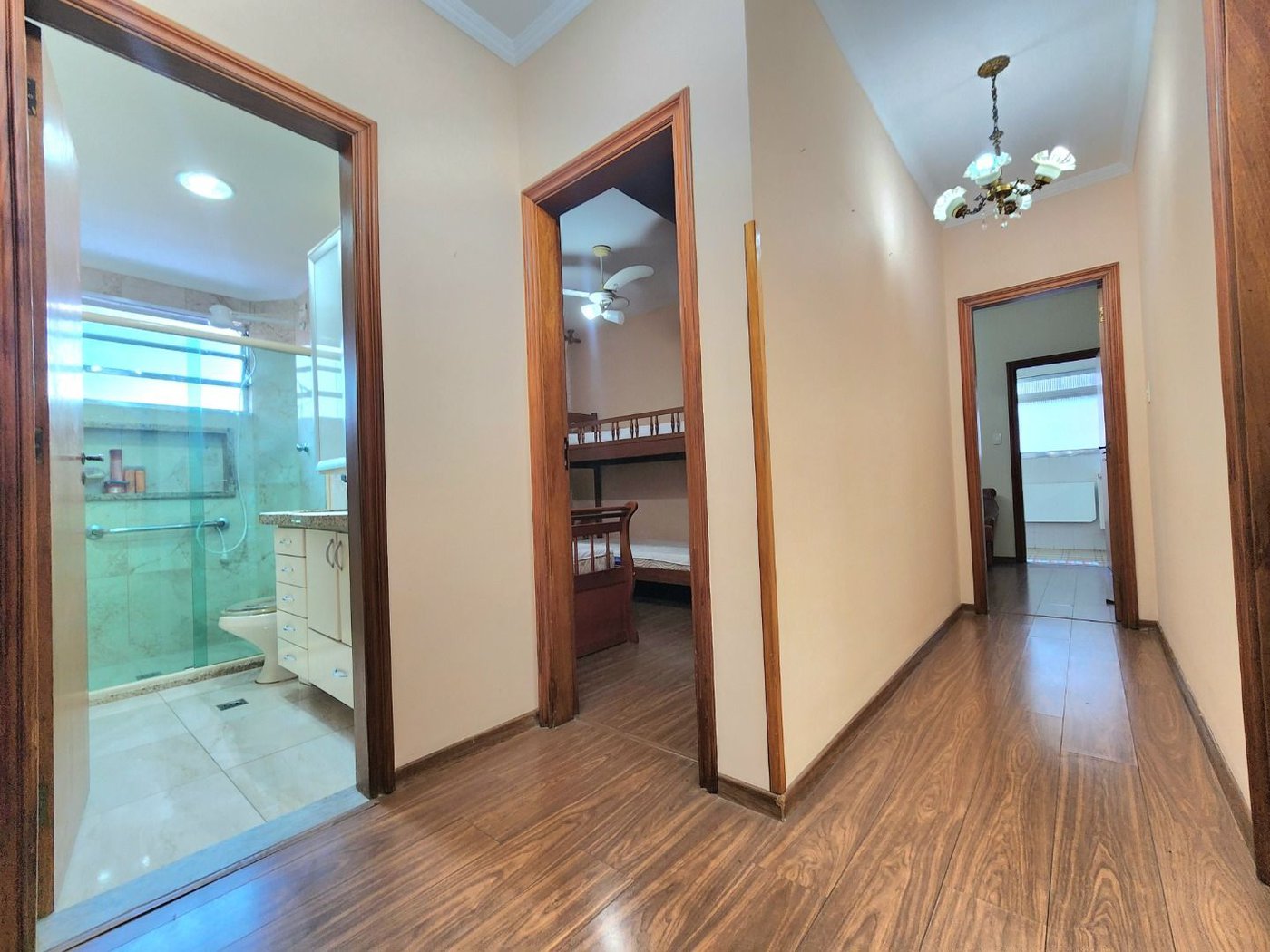 Apartamento com 4 dormitórios à venda, 184 m² por R$ 949.000,00 - Gonzaga - Santos/SP