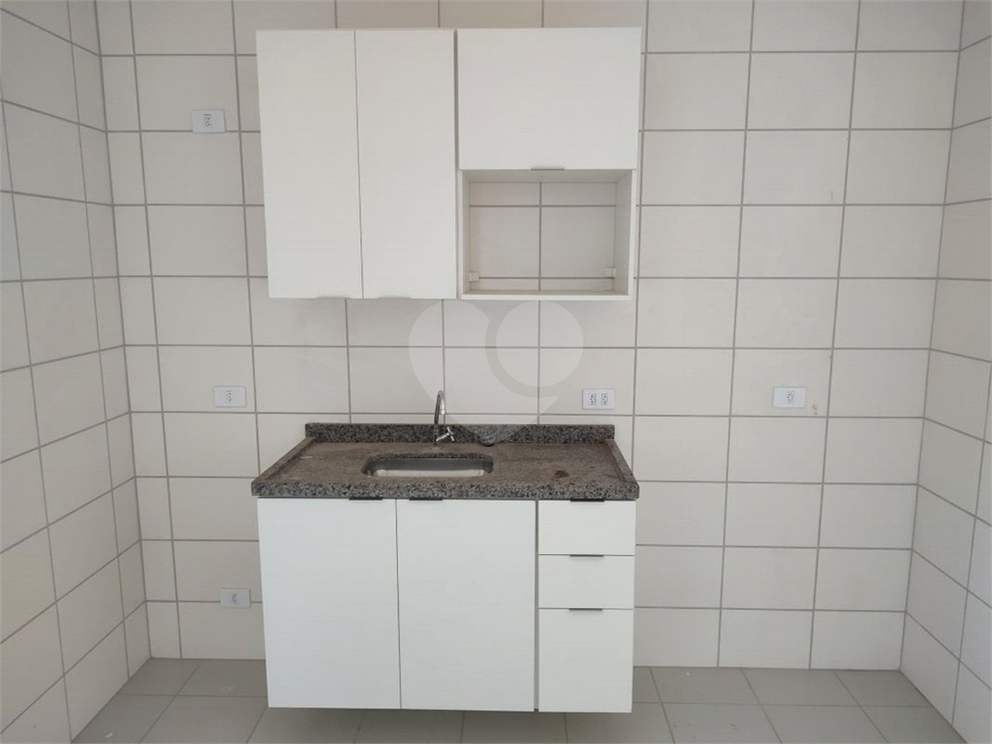 Apartamento para alugar com 2 quartos, sendo 1 suíte,  em Jardim das Palmeiras, Atibaia, SP