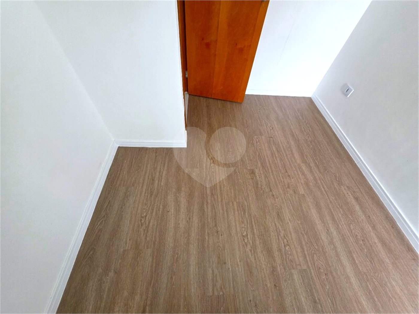 Apartamento à venda ou para alugar com 2 quartos em Vila Libanesa, São Paulo, SP