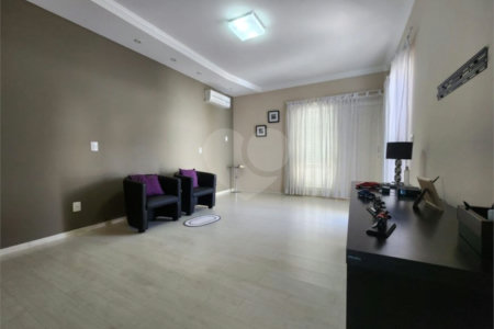 Casa à venda com 3 suítes no condomínio Villagio Di Verona, Vinhedo - SP