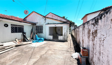 Casa à venda com 2 quartos, sendo 1 suíte,  no Centro, Três Lagoas, MS