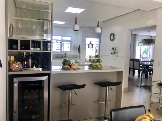 Casa à venda com 4 suítes no condomínio Sunset Brooklin, São Paulo - SP