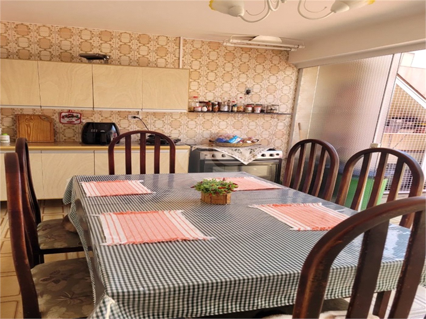 Casa Térrea à venda com 5 quartos, sendo 2 suítes,  em Jardim Aricanduva, São Paulo, SP
