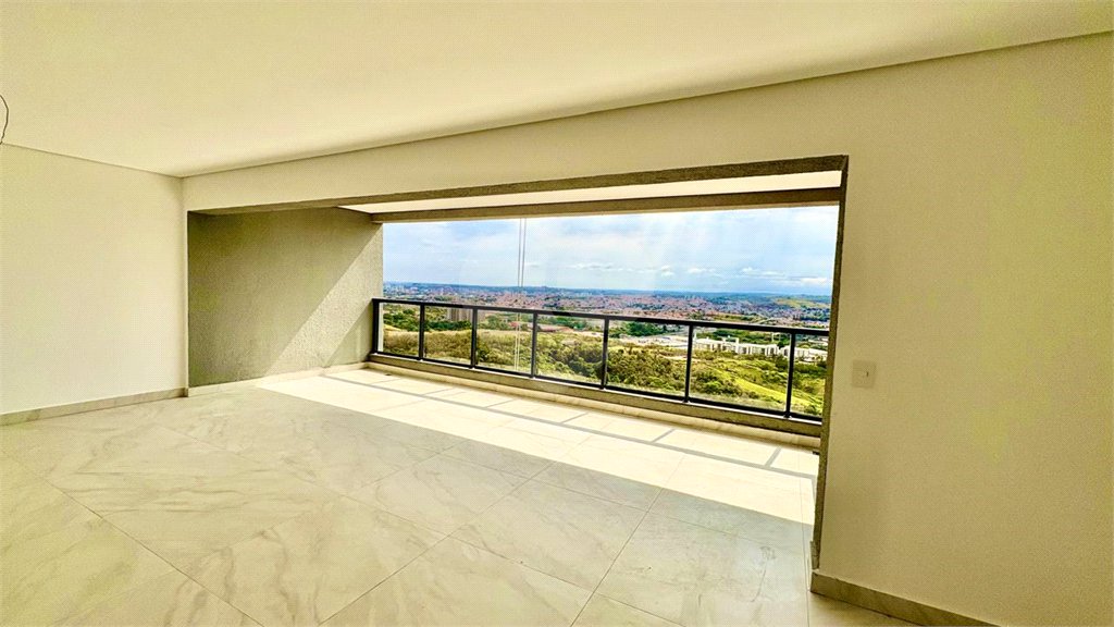 Apartamento à venda com 3 suítes em Jardim Maria José, Votorantim, SP