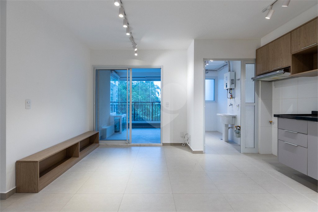 Apartamento à venda com 2 quartos, sendo 1 suíte, em Santo Amaro, São Paulo, SP