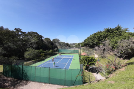 Casa à venda com 3 suítes no condomínio Villaggio Capriccio, Louveira - SP