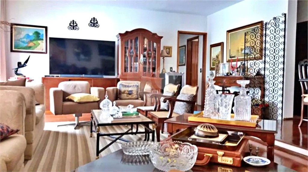 Apartamento à venda com 3 quartos, sendo 1 suíte, em Vila Andrade, São Paulo, SP