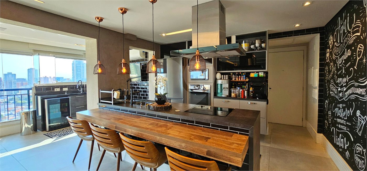 Apartamento à venda com 2 suítes em Vila Mariana, São Paulo, SP