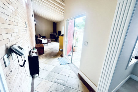 Casa à venda com 3 quartos, sendo 1 suíte, em Vila Nastri, Itapetininga, SP