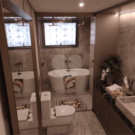 Apartamento à venda com 4 suítes em Moema, São Paulo, SP